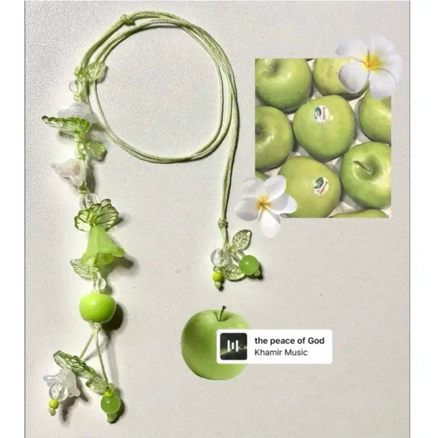 [BUNJANG] Summer Garden Green Apple Beaded Bookmark / 초여름 정원에서 주운 청사과 비즈책갈피 | 여름이 처음 열렸던 끈갈피