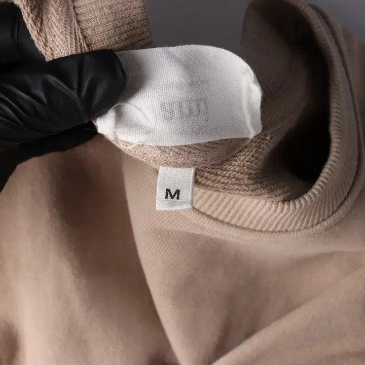 [BUNJANG] AMI Alexandre Mattiussi Small Heart Logo Sweatshirt M / AMI 알렉산드르 마티우시 스몰 하트 로고 맨투맨 M
