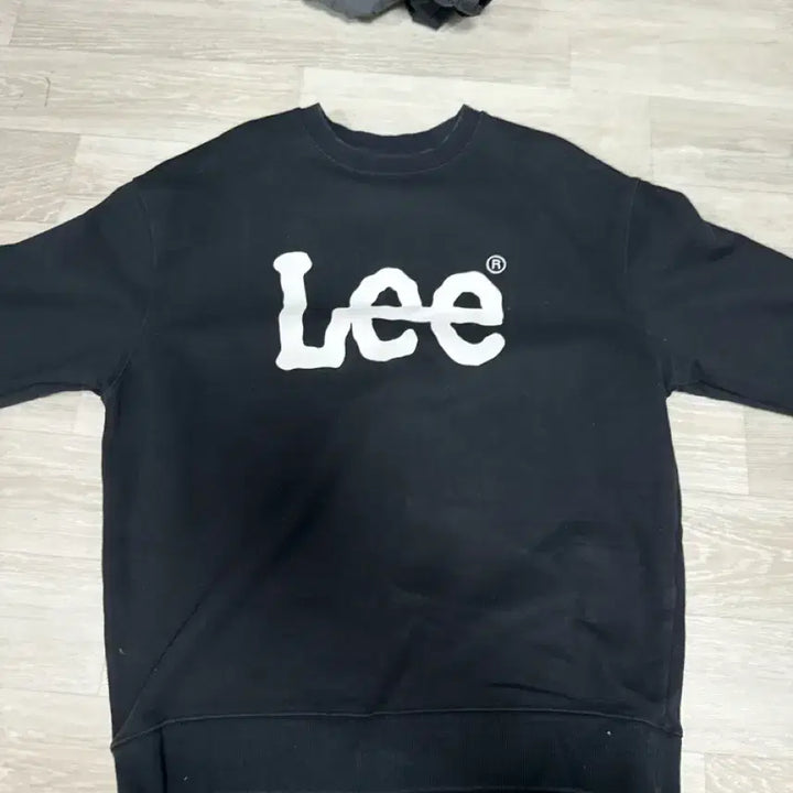 [BUNJANG] Lee M Black MTM T-shirt / lee 맨투맨 m