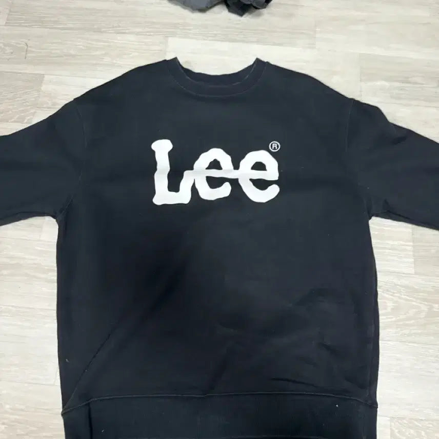 [BUNJANG] Lee M Black MTM T-shirt / lee 맨투맨 m