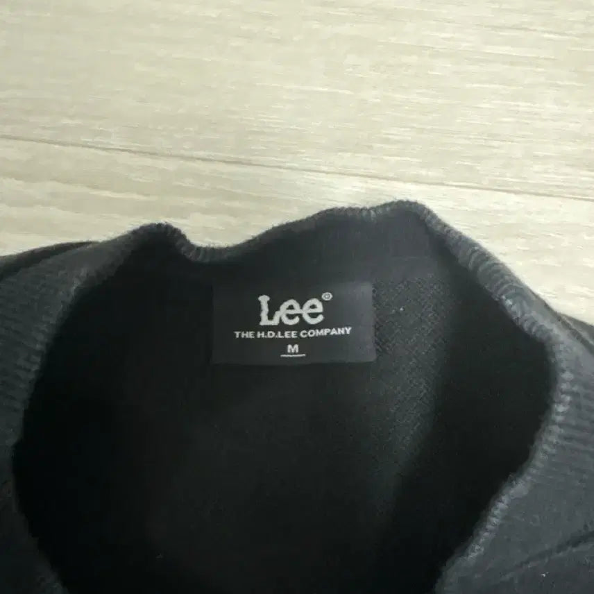 [BUNJANG] Lee M Black MTM T-shirt / lee 맨투맨 m
