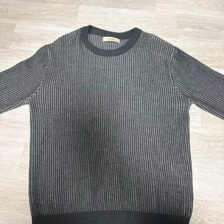 [BUNJANG] Lee M Black MTM T-shirt / lee 맨투맨 m