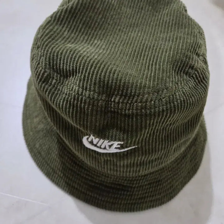 [BUNJANG] Nike Corduroy Bucket Hat / 나이키 코듀로이 버킷햇