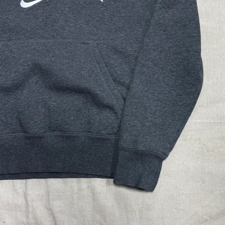 [BUNJANG] Nike Silver Big Logo Charcoal Hoodie S / 나이키 해외판 실버 빅로고 차콜후드 S
