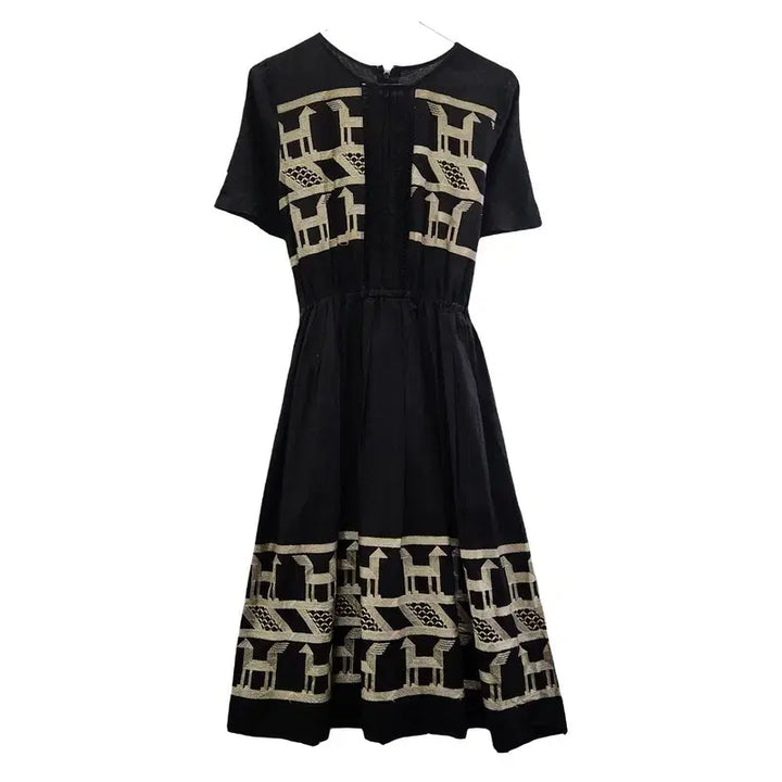 [BUNJANG] Vintage Bohemian Embroidered Linen Black Dress / 빈티지 오리엔탈 보헤미안 자수 린넨 블랙 원피스
