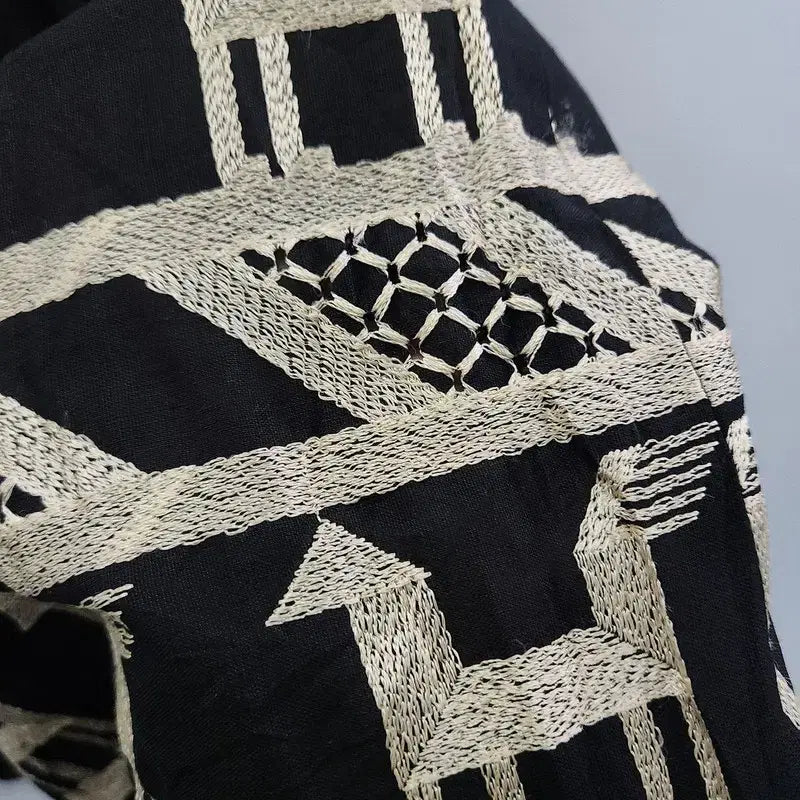 [BUNJANG] Vintage Bohemian Embroidered Linen Black Dress / 빈티지 오리엔탈 보헤미안 자수 린넨 블랙 원피스