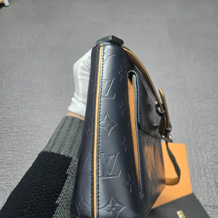 [BUNJANG] Louis Vuitton Mat Alston Shoulder Bag / [특가][정품] 루이비통 매트 알스톤 숄더백