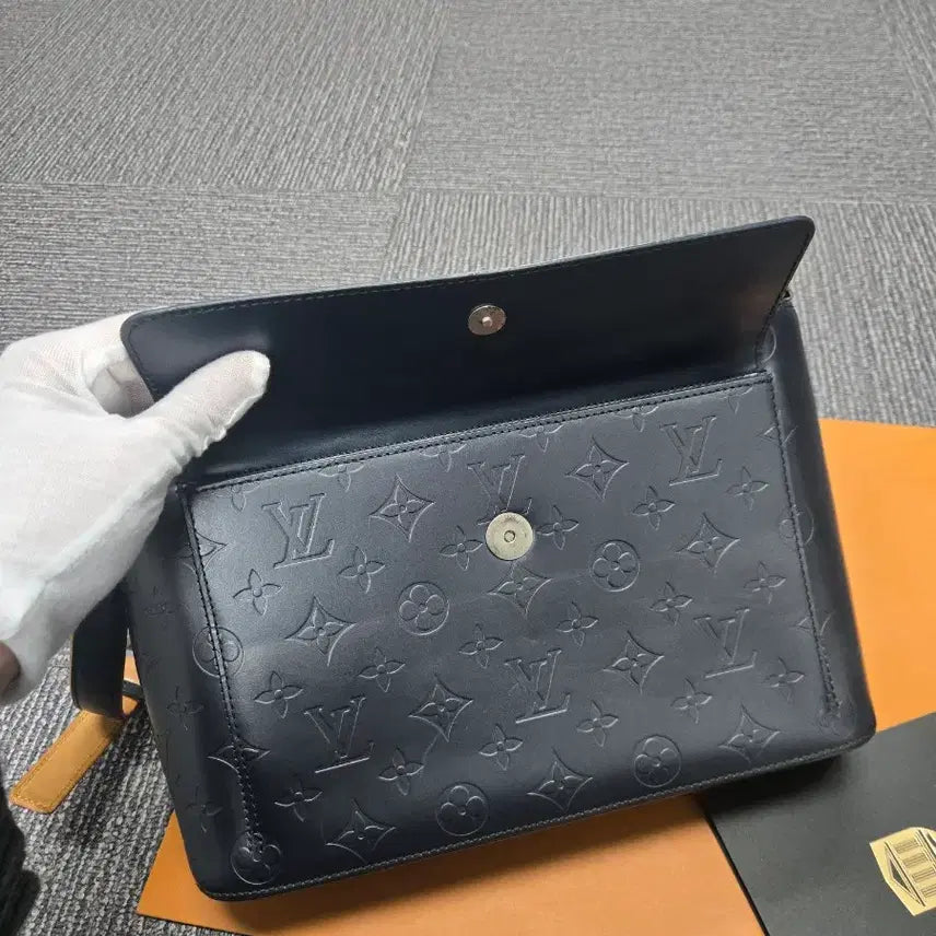 [BUNJANG] Louis Vuitton Mat Alston Shoulder Bag / [특가][정품] 루이비통 매트 알스톤 숄더백