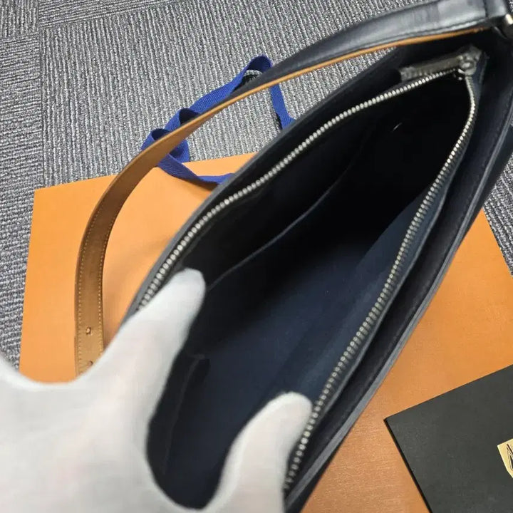 [BUNJANG] Louis Vuitton Mat Alston Shoulder Bag / [특가][정품] 루이비통 매트 알스톤 숄더백