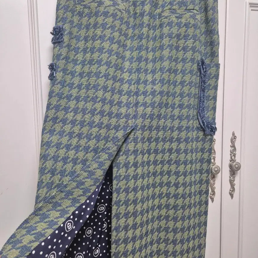 [BUNJANG] Lucky Chouette Houndstooth Skirt / 럭키슈에뜨 하운드 투스 스커트 38