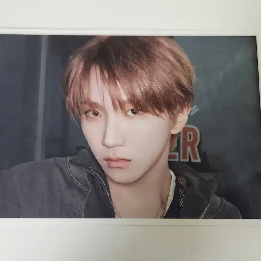 [BUNJANG] Boynextdoor Woonhak Ediya Postcard / 보이넥스트도어 운학 엽서 판매