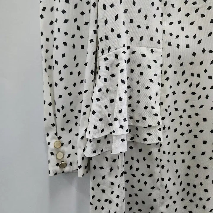 [BUNJANG] Vintage Avant-garde Puff Shoulder Diamond Pattern Maxi Dress / 빈티지 아방가르드 퍼프숄더 다이아패턴 맥시원피스 MADE IN JAPAN
