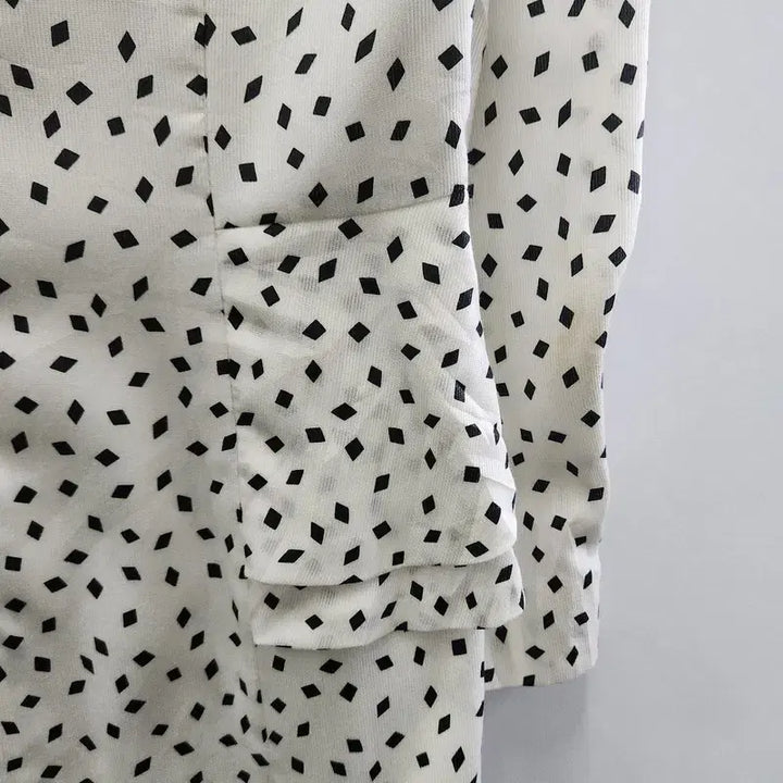 [BUNJANG] Vintage Avant-garde Puff Shoulder Diamond Pattern Maxi Dress / 빈티지 아방가르드 퍼프숄더 다이아패턴 맥시원피스 MADE IN JAPAN