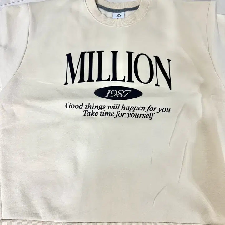 [BUNJANG] Million Day 1987 Ivory Sweatshirt / 밀리언데이 1987 아이보리 맨투맨 티셔츠