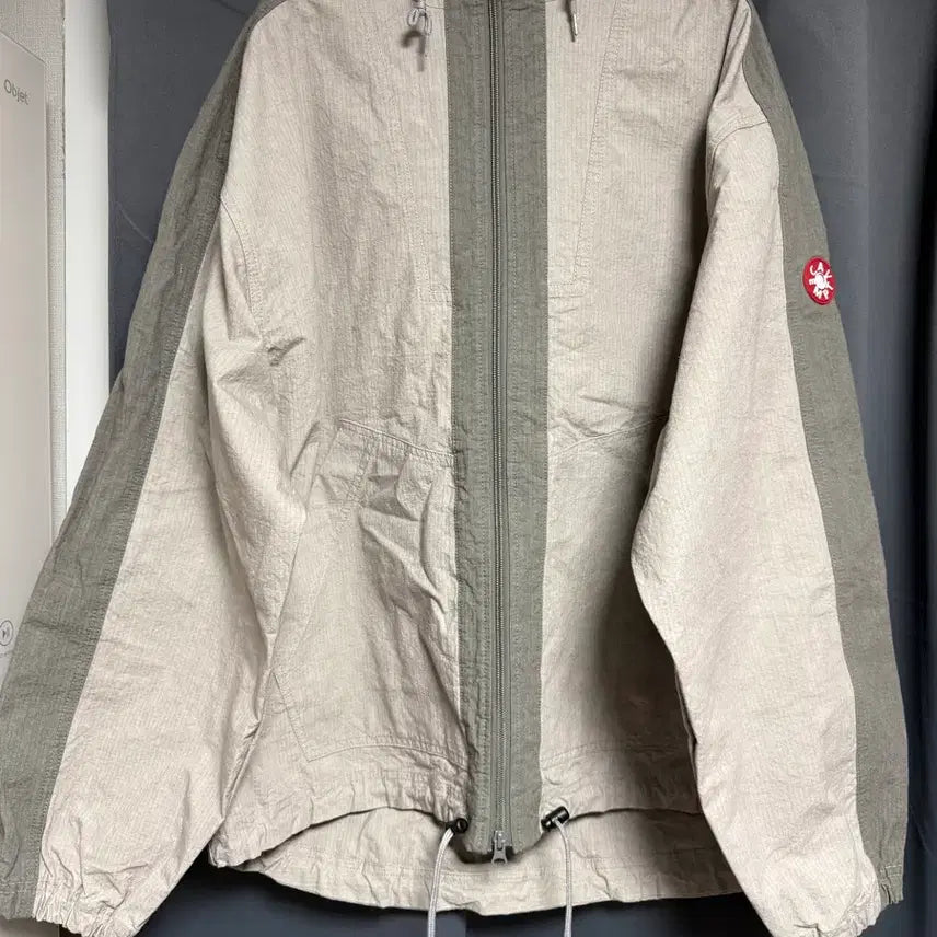 [SOLD OUT] 카브엠트 CN 립 후드 자켓 그레이 - 26SS