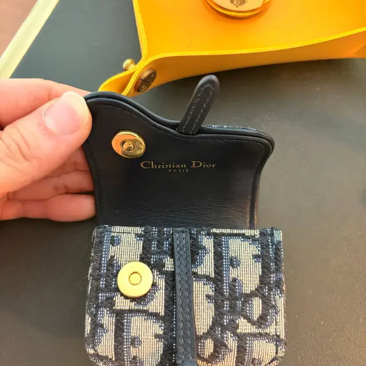 [BUNJANG] Dior Oblique Airpods Pro Case / 디올 오블리크 에어팟 프로 케이스