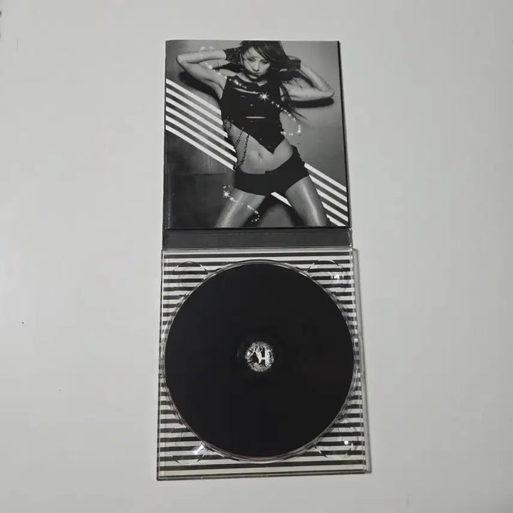 [BUNJANG] Lee Hyori Dark Angel CD Album / [CD] 이효리 - 2집 Dark Angel