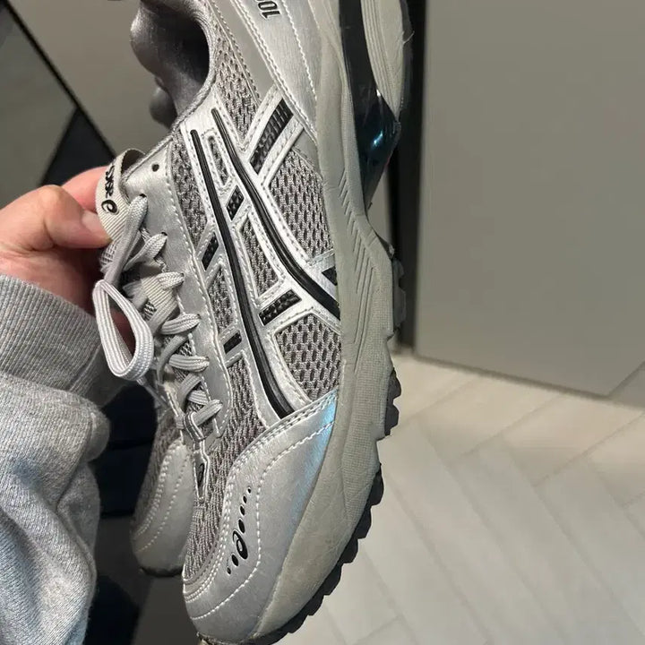 [BUNJANG] Asics Preza We Were Gel 1090V2 Clay Grey Silver Sneakers / 아식스 프레자 위워 젤 1090V2 클레이 그레이 실버 265