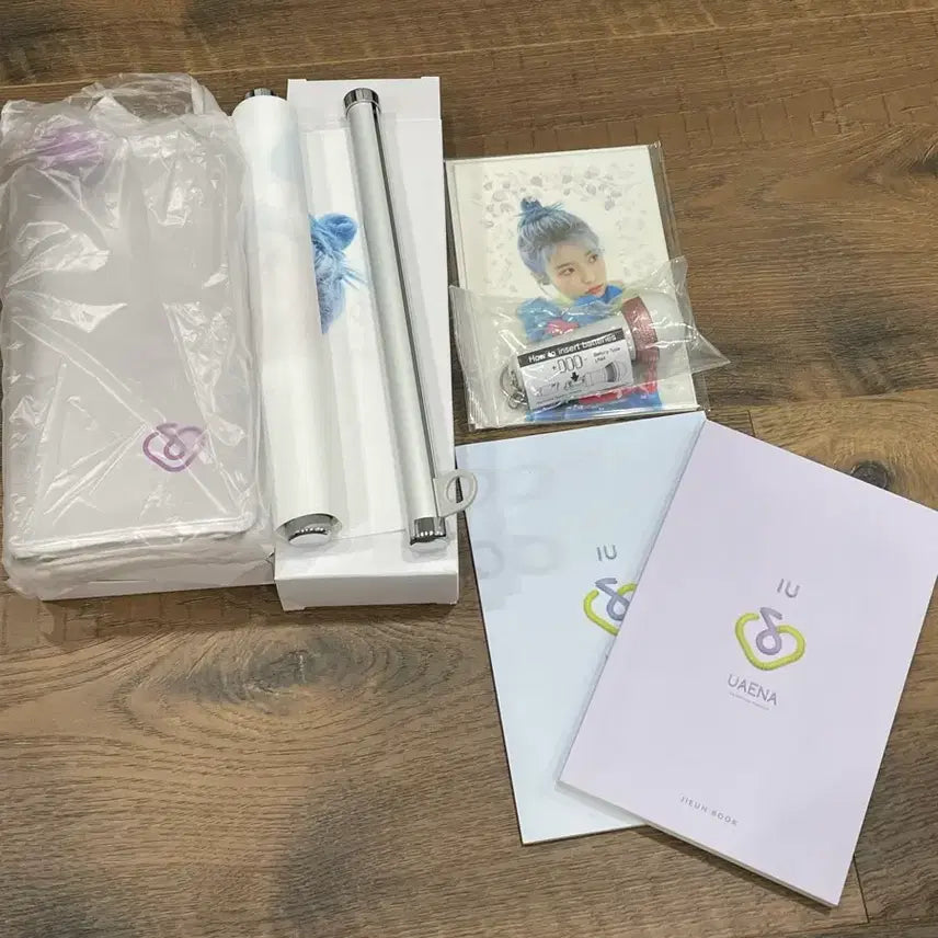 [BUNJANG] IU UAENA 3rd Fanclub Goods / 아이유 팬클럽 3기 굿즈 판매 합니다
