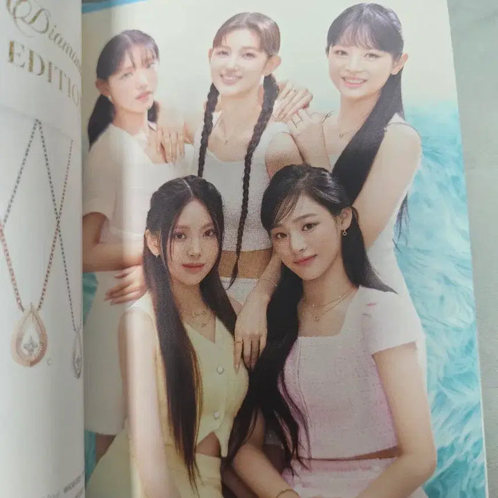 [SOLD OUT] 뉴진스 스톤헨지 굿즈 다니엘 팜플렛