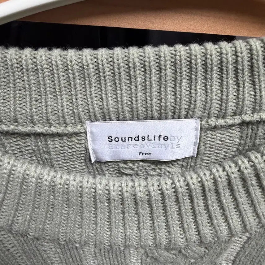 [BUNJANG] Sounds Life Olive Green Pattern Knit (Free Size) / 사운즈라이프 올리브 그린 패턴 니투 free
