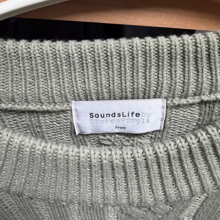 [BUNJANG] Sounds Life Olive Green Pattern Knit (Free Size) / 사운즈라이프 올리브 그린 패턴 니투 free