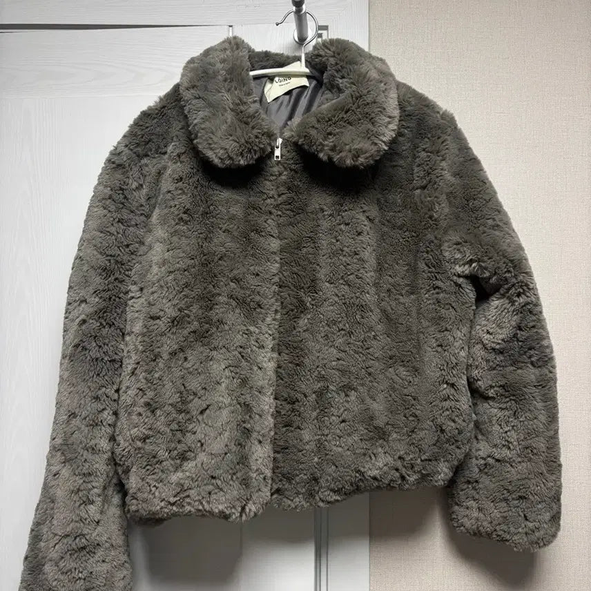 [BUNJANG] Gray Faux Fur Jacket / 그레이 퍼자켓