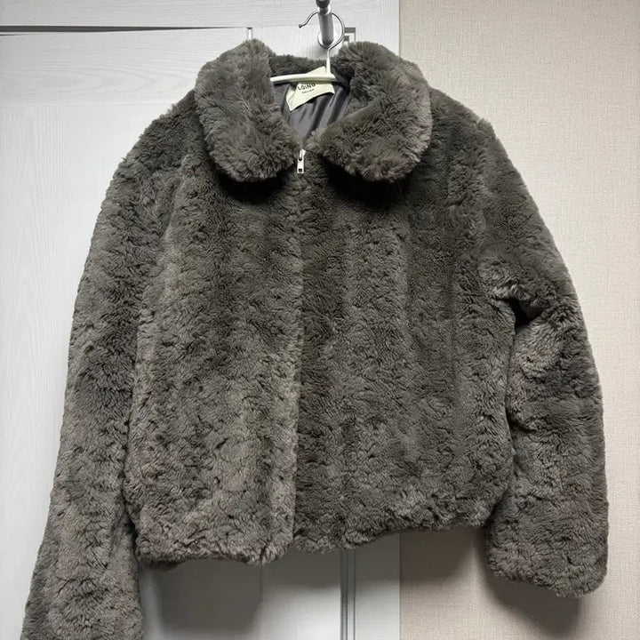 [BUNJANG] Gray Faux Fur Jacket / 그레이 퍼자켓