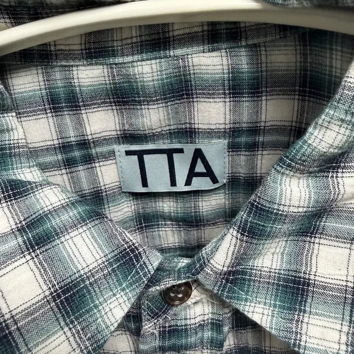 [BUNJANG] Tou Tou Archive Check Shirt Jacket Green Free Size / 토우토우아카이브 체크 셔켓 그린 free
