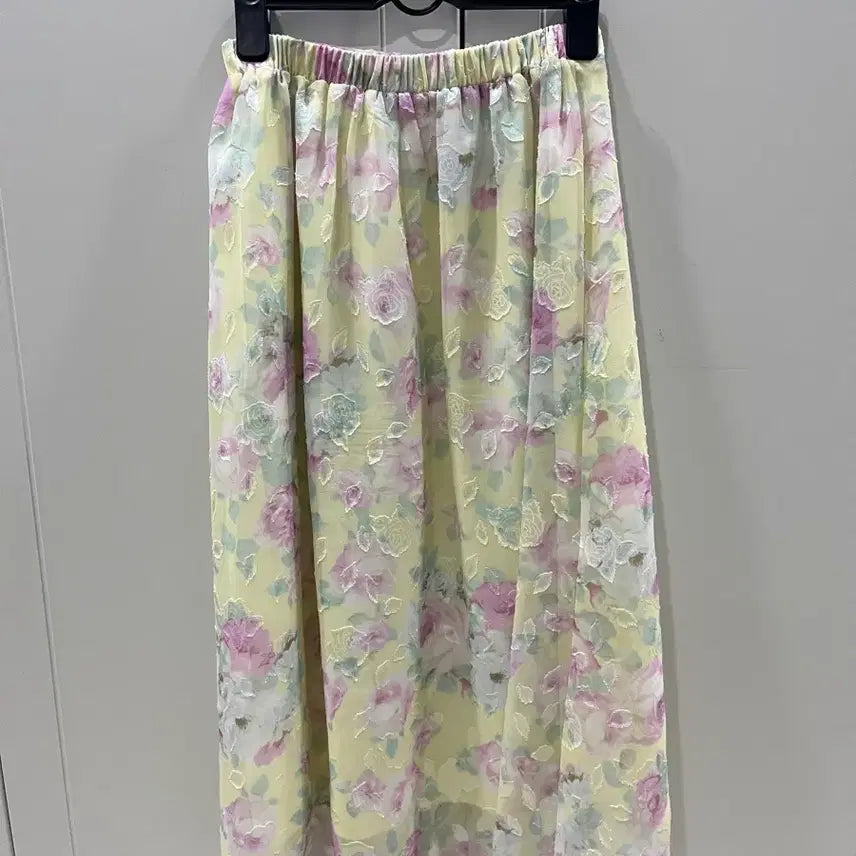 [SOLD OUT] 바이탈싸인 플라워 쉬폰 롱 스커트