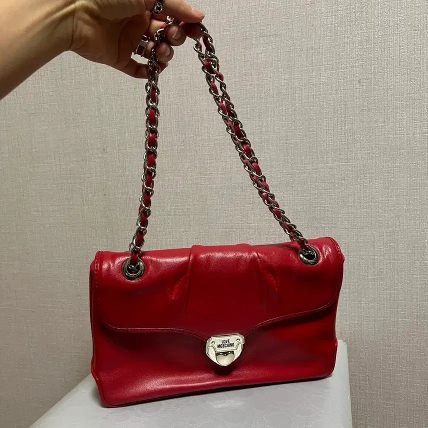 [BUNJANG] Love Moschino Red Chain Shoulder Bag / 러브모스키노 레드 체인 숄더백