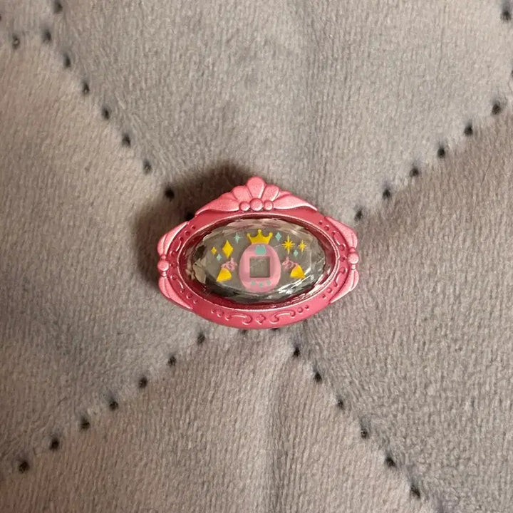 [BUNJANG] Tamagotchi Peace Anniversary Deco Pierce / 다마고치 피스 피어스 애니버서리