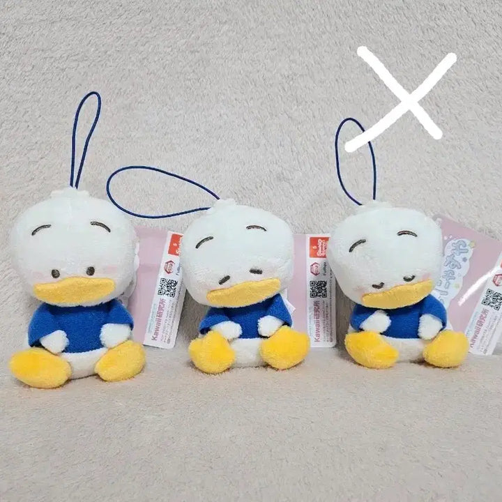 [BUNJANG] Sanrio Munyasuya Pekkle Mascot Doll Keychain (3 Types) / 산리오 무냐스야 페클 마스코트 인형 키링 3종