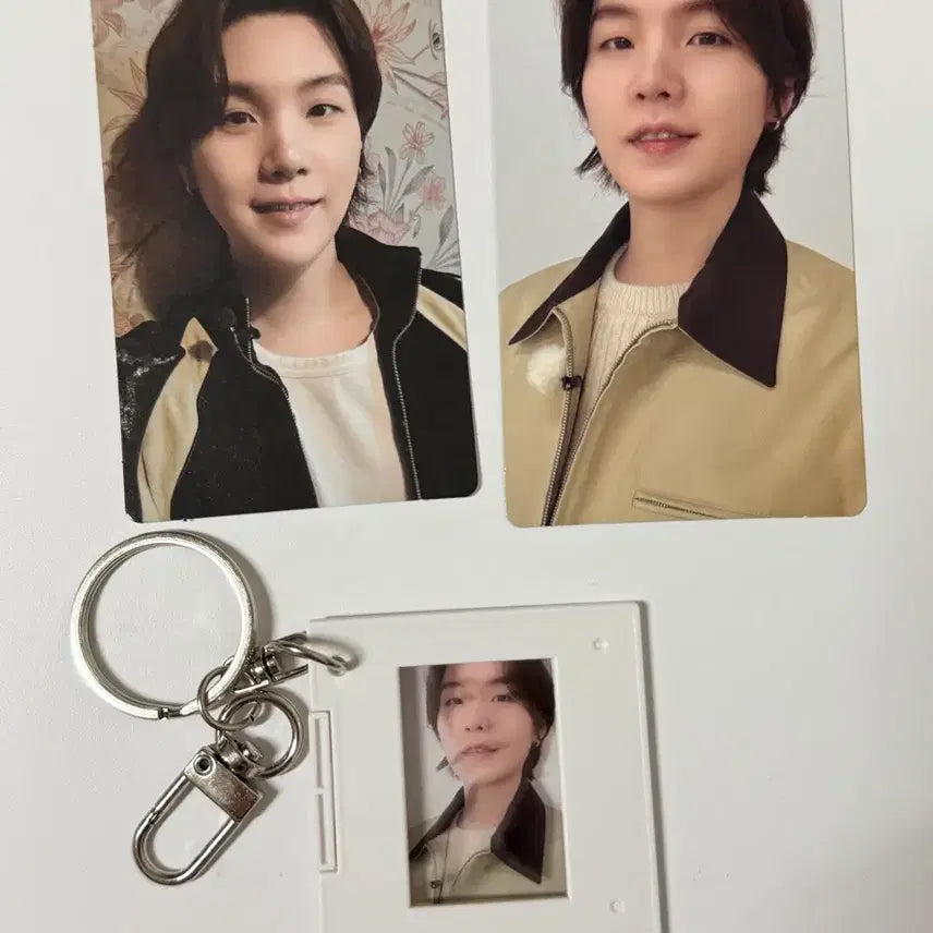 [BUNJANG] SUGA Arirang POB Photocard &amp; Keyring Set / suga 윤기 , 슈가 아리랑 예판 특전 포카 키링 세트