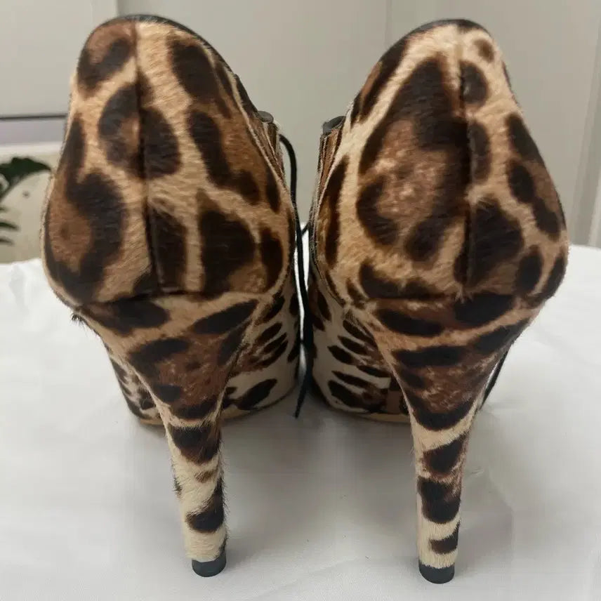 [BUNJANG] Dolce &amp; Gabbana Leopard Print Pony Hair Heels / 돌체앤가바나 레오파트 송치 힐