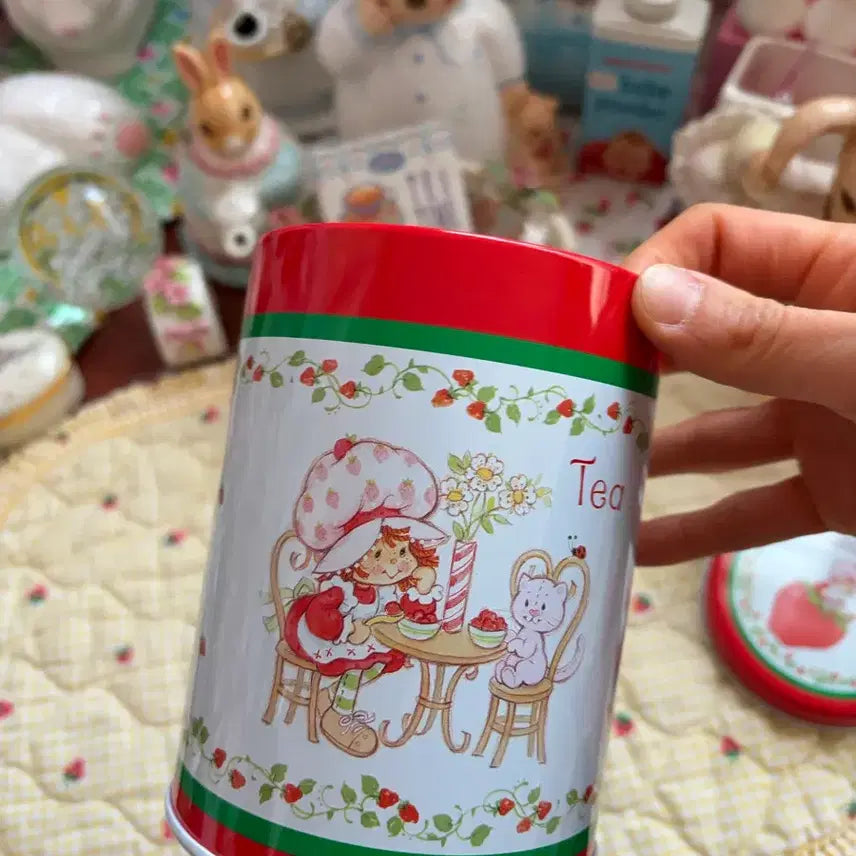 [BUNJANG] Strawberry Shortcake Vintage Tin Case / 빈티지 스트로베리쇼트케이크 틴케이스