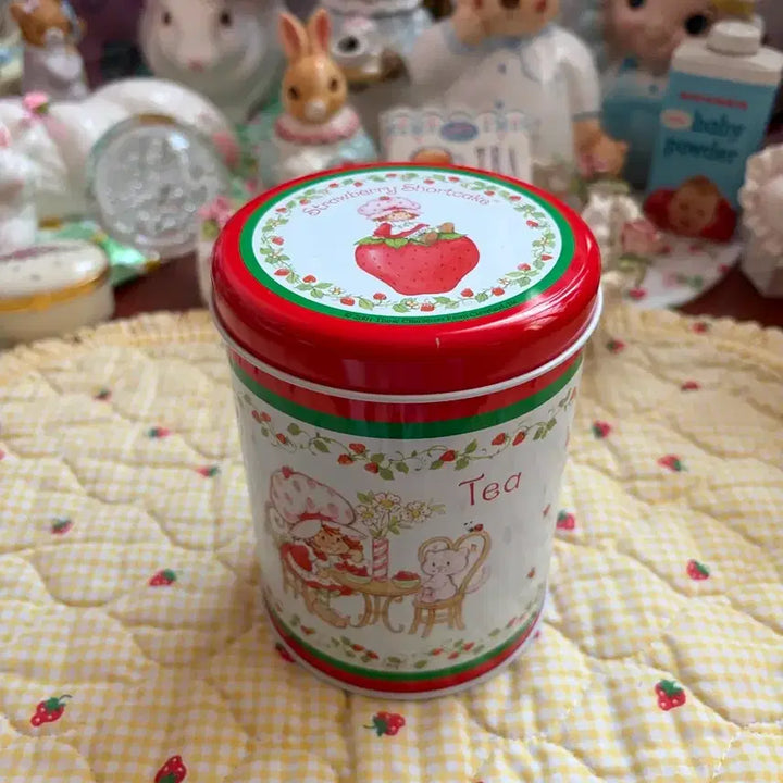[BUNJANG] Strawberry Shortcake Vintage Tin Case / 빈티지 스트로베리쇼트케이크 틴케이스