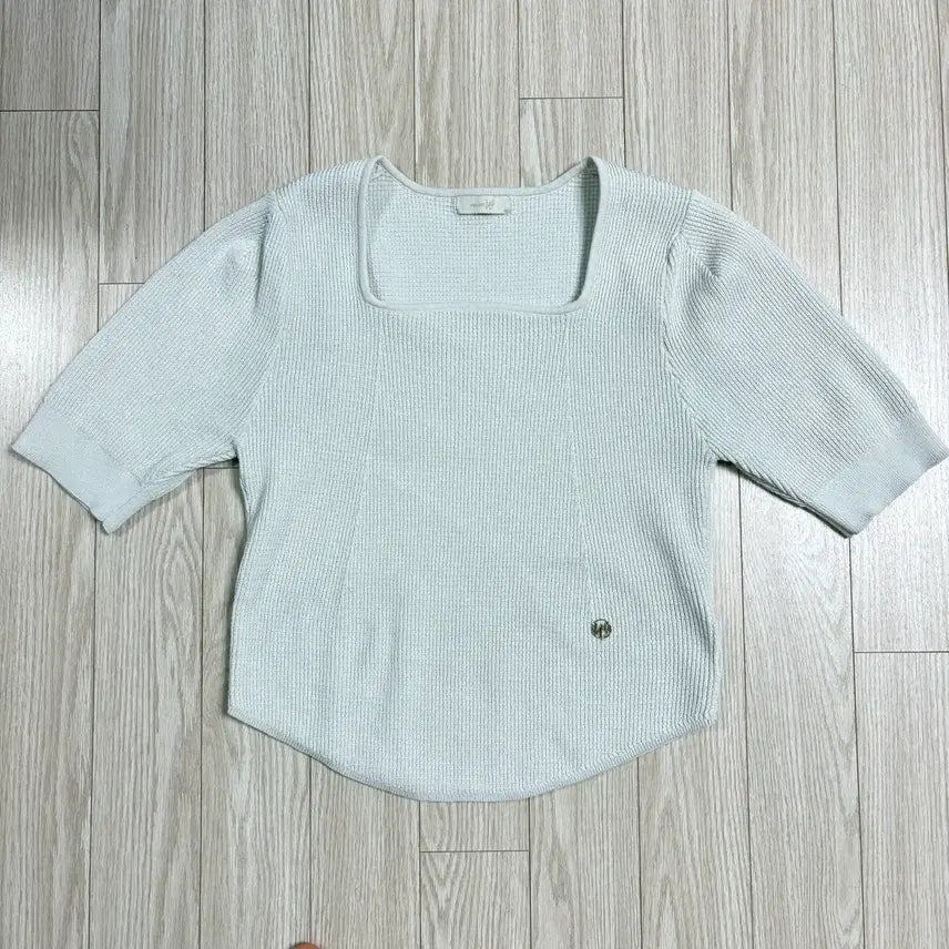 [BUNJANG] Project M Square Neck Short Sleeve Knit Top - Light Beige / 실사ㅇ,실측ㅇ)프로젝트엠 여성 스퀘어넥 봄옷 반팔니트 화이트 5566
