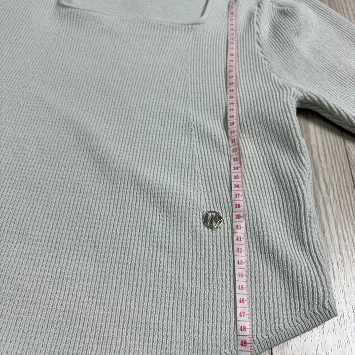 [BUNJANG] Project M Square Neck Short Sleeve Knit Top - Light Beige / 실사ㅇ,실측ㅇ)프로젝트엠 여성 스퀘어넥 봄옷 반팔니트 화이트 5566