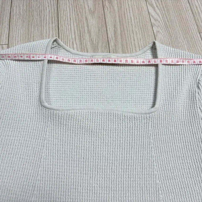 [BUNJANG] Project M Square Neck Short Sleeve Knit Top - Light Beige / 실사ㅇ,실측ㅇ)프로젝트엠 여성 스퀘어넥 봄옷 반팔니트 화이트 5566