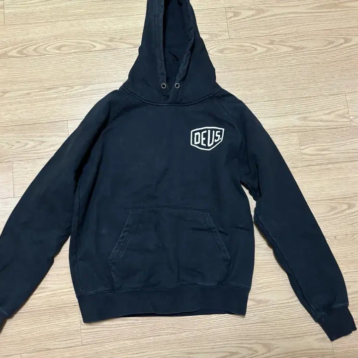 [BUNJANG] Deus Hooded Sweatshirt / 데우스 후드티