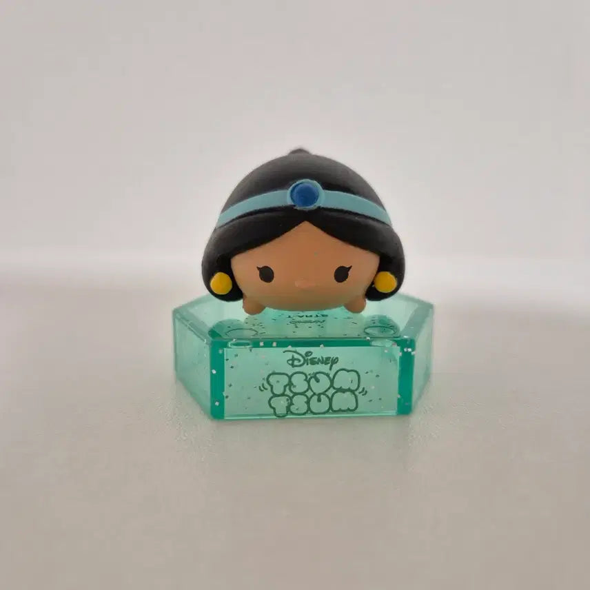 [BUNJANG] Disney Tsum Tsum Princess Collection Figure Set / 디즈니썸썸가챠미니피규어 프린세스컬렉션 백설공주신데렐라오로라에리얼벨자스민