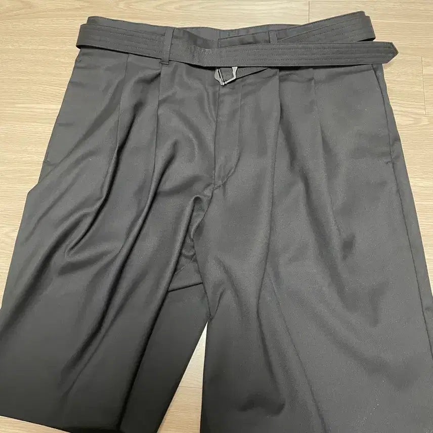 [SOLD OUT] 어나더오피스 반바지 3 블랙 그레파이트팔아용
