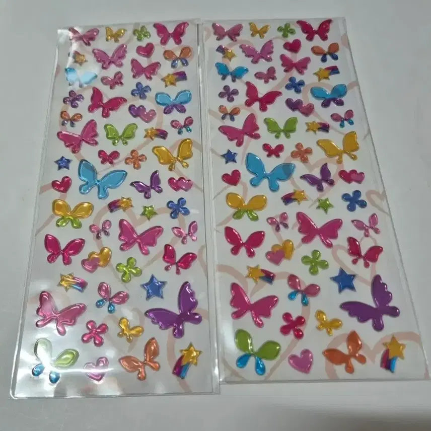 [SOLD OUT] 고전 나비 투명 스티커