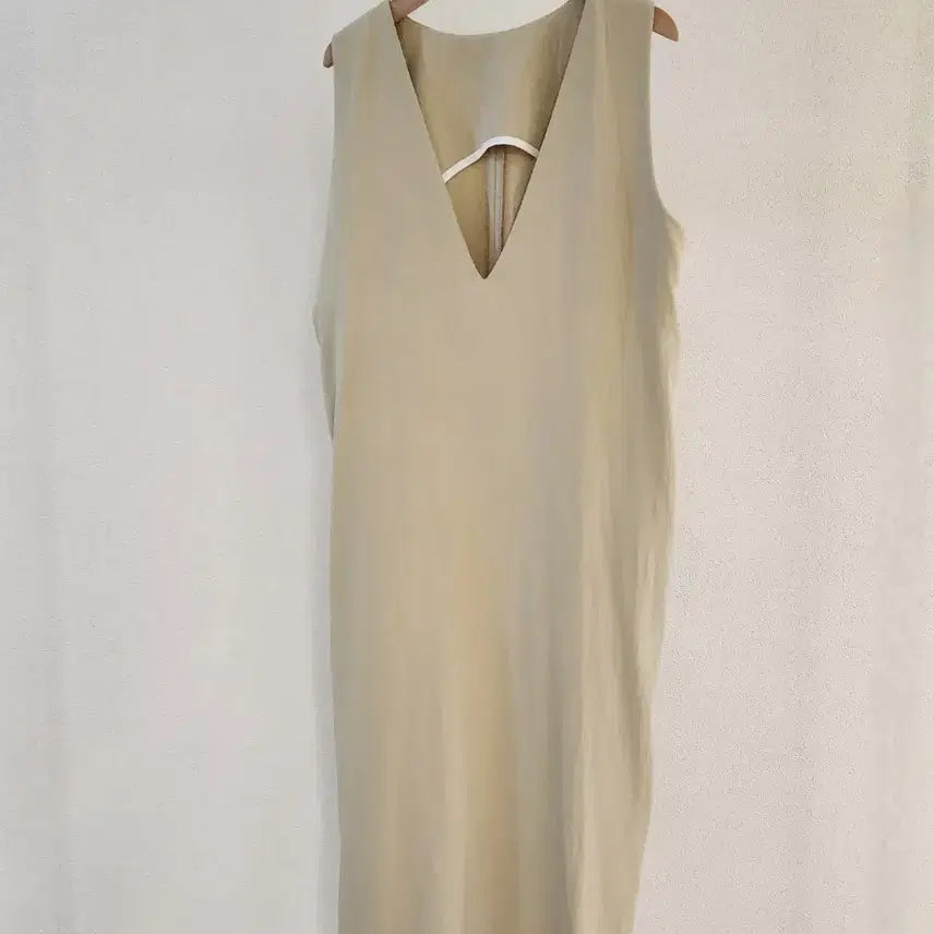 [BUNJANG] Minimal Layered Spring Maxi Dress / 미니멀 레이어드 봄 원피스 / 롱 레이어드 나시 민소매 이지룩 미니멀