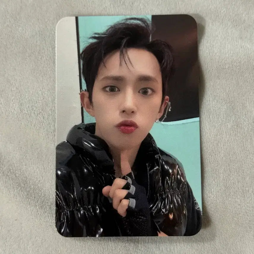 [BUNJANG] DKB D1 What the Hell Music Show Photocard / 다크비 디원 왓더헬 공방 포카