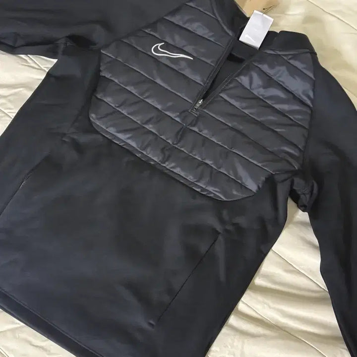 [BUNJANG] Nike Black Quilted Half-Zip Top (L) / 나이키