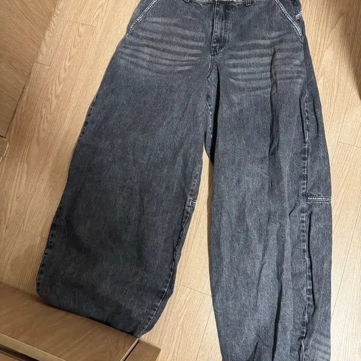 [BUNJANG] Waveyness Rust Washing Baggy Denim Pants Muddy Blue / 웨이비니스 러스트 워싱 배기 데님팬츠 머디블루