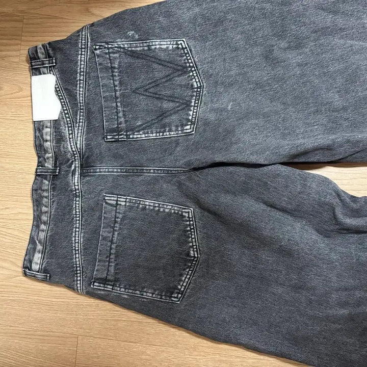 [BUNJANG] Waveyness Rust Washing Baggy Denim Pants Muddy Blue / 웨이비니스 러스트 워싱 배기 데님팬츠 머디블루