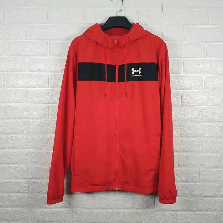 [BUNJANG] Under Armour Sportstyle Windbreaker Jacket / [95]언더아머 스포츠스타일 윈드브레이커